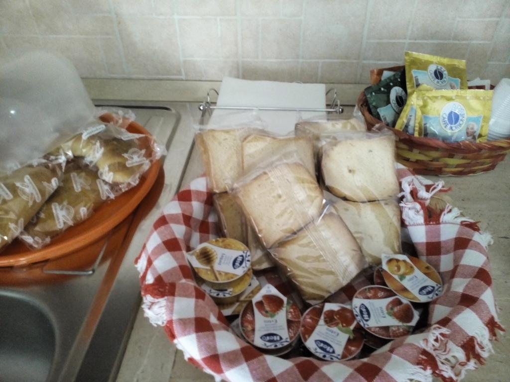 B&B A Casa Di Nonna 丰迪 外观 照片